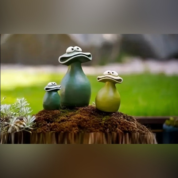 New House of frogs landscape garden statue outdoor decor set of 3 frogs - Picture 3 of 6